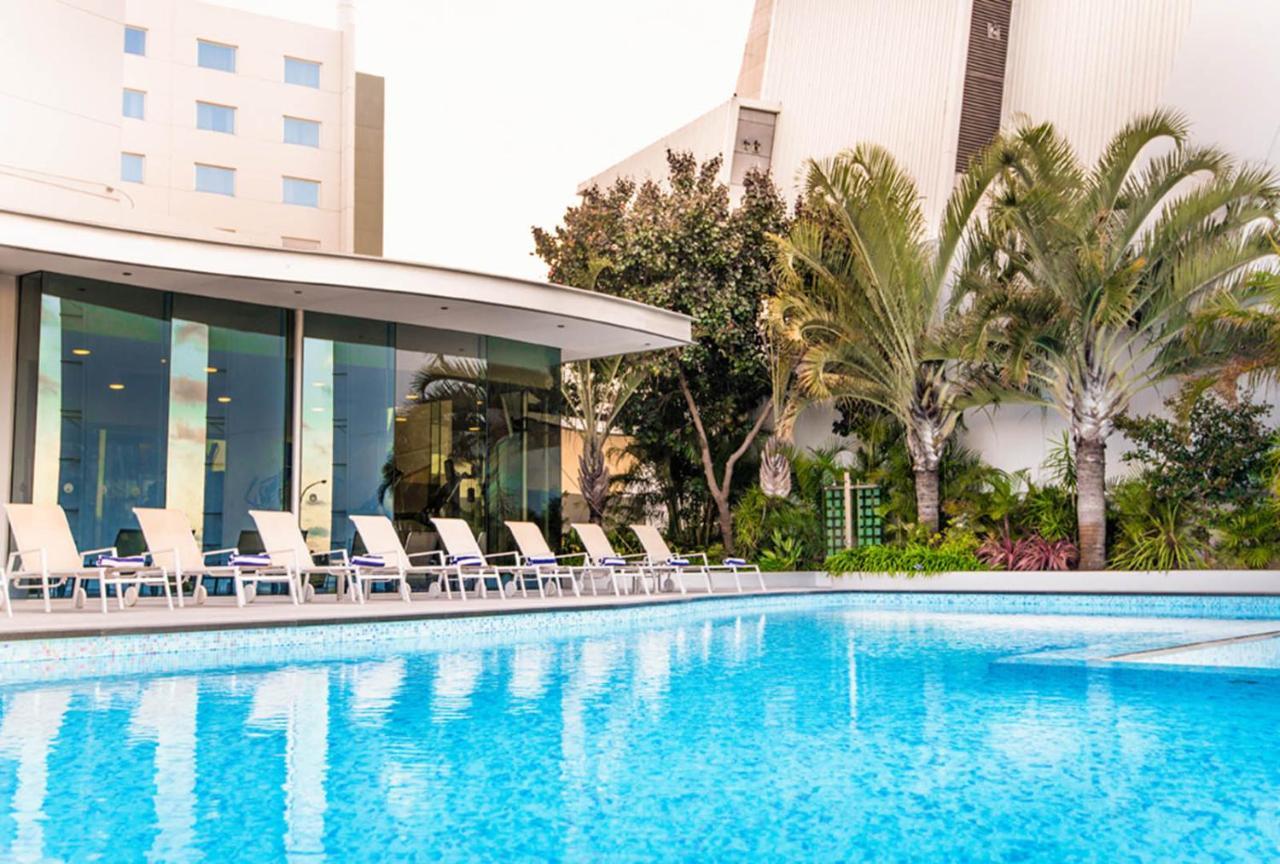 Crown Promenade Perth Otel Dış mekan fotoğraf