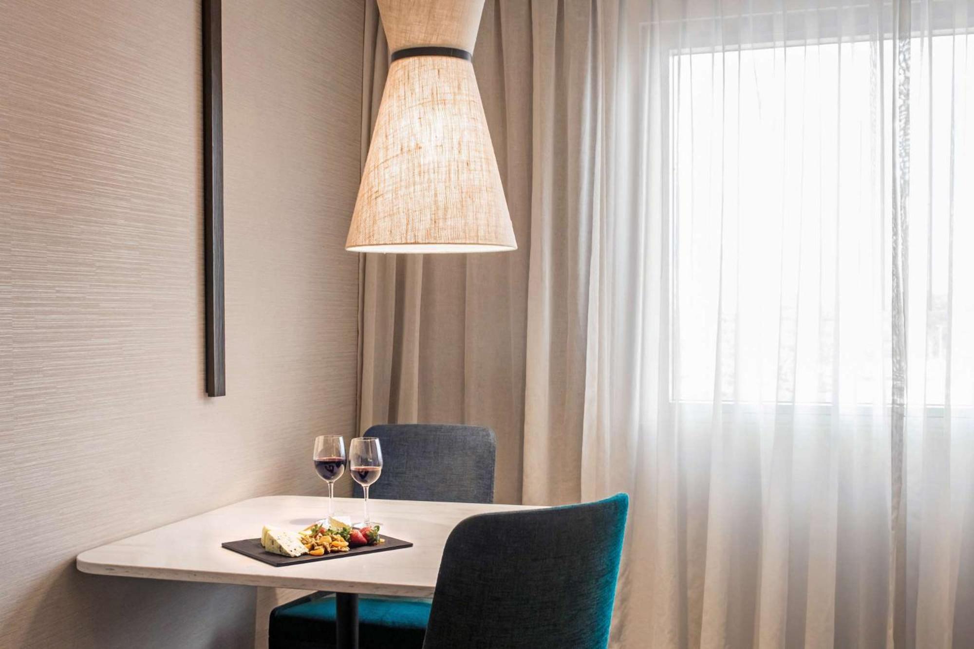 Crown Promenade Perth Otel Dış mekan fotoğraf